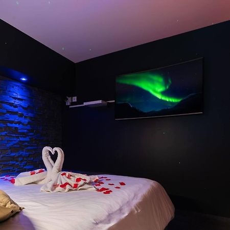 Suite Boreale 50M2 Spa Privatif. Nancy Bagian luar foto